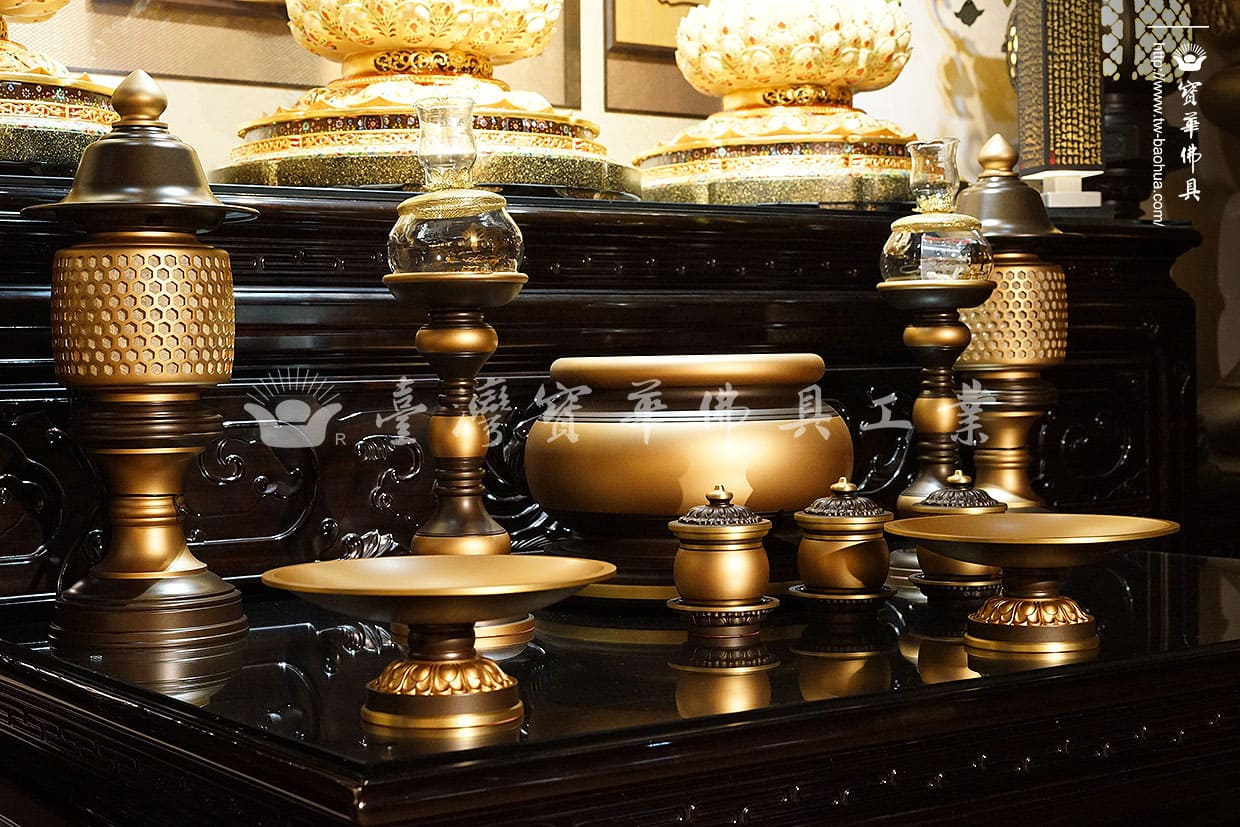 佛具-古金粉-寶華-銅器-香爐-佛燈-供杯-茶几