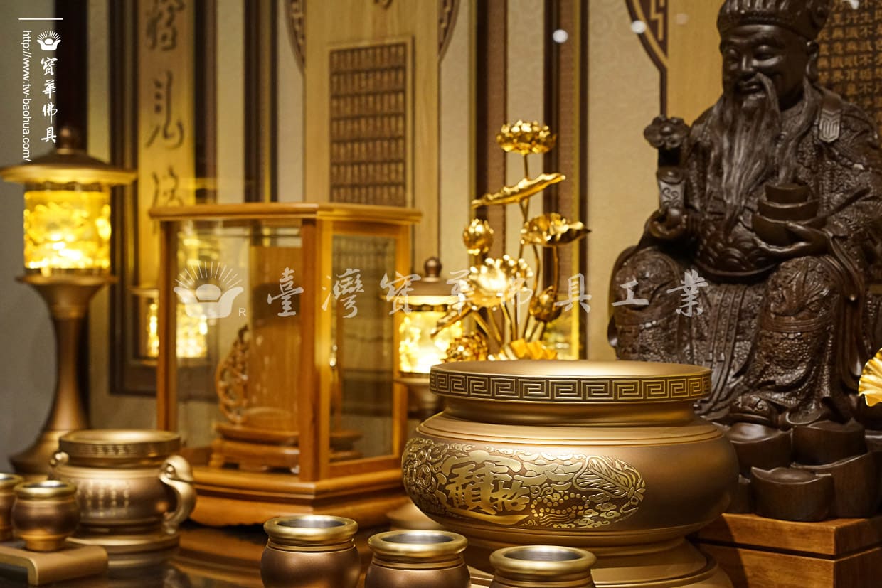 佛具-古沉色-寶華-銅器-香爐-佛燈-供杯-茶几