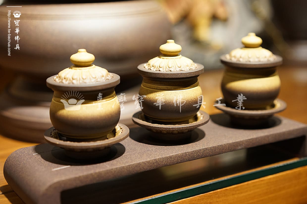 佛具-礦彩-寶華-銅器-香爐-佛燈-供杯-茶几